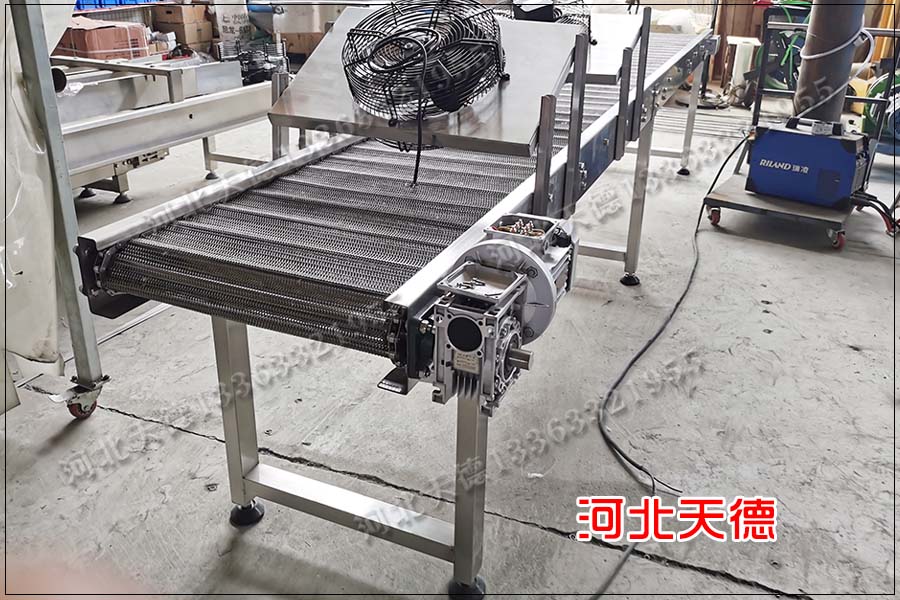 網帶輸送機